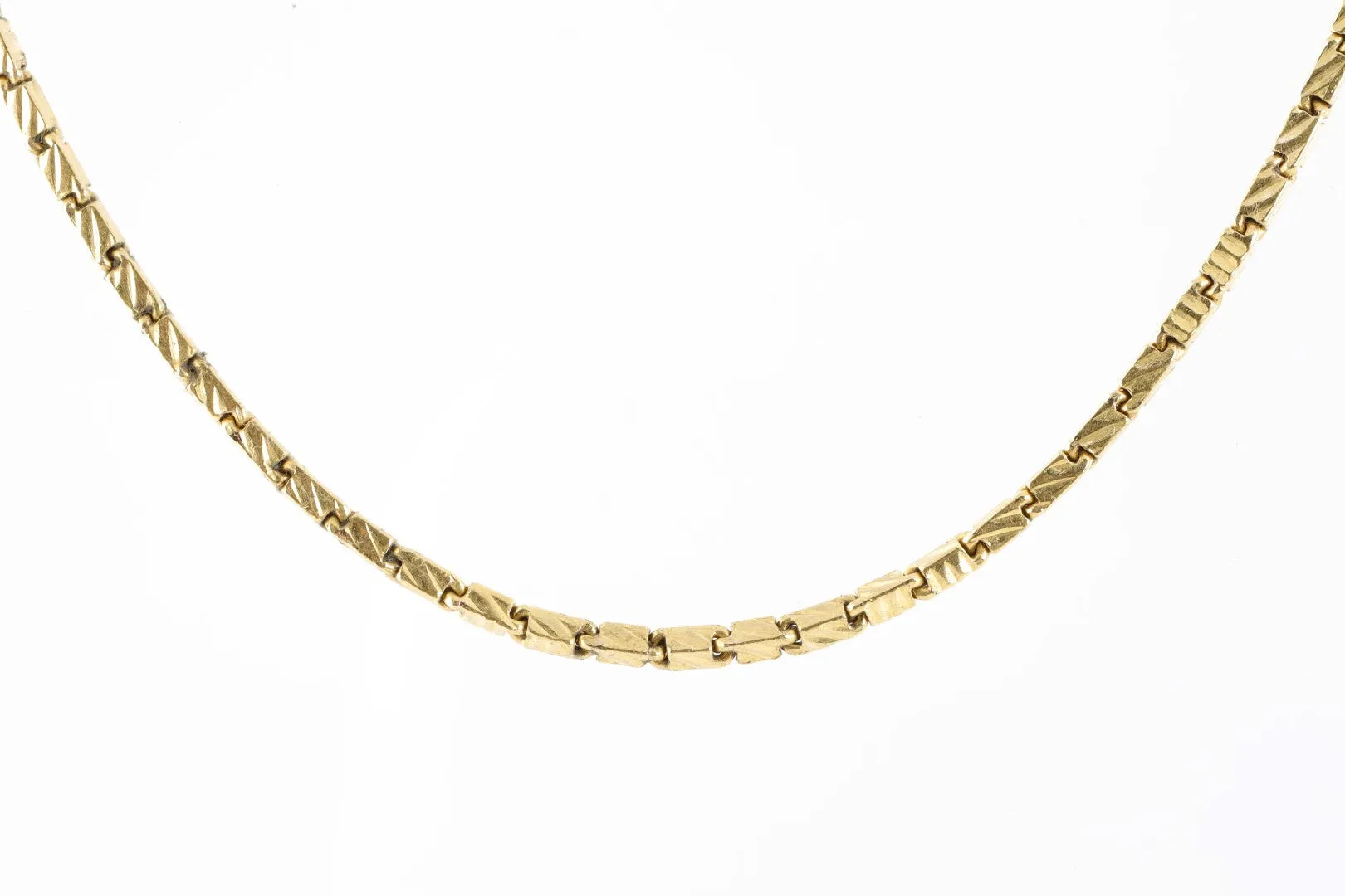 19" 22k Yellow Gold Chain (30.64g.)