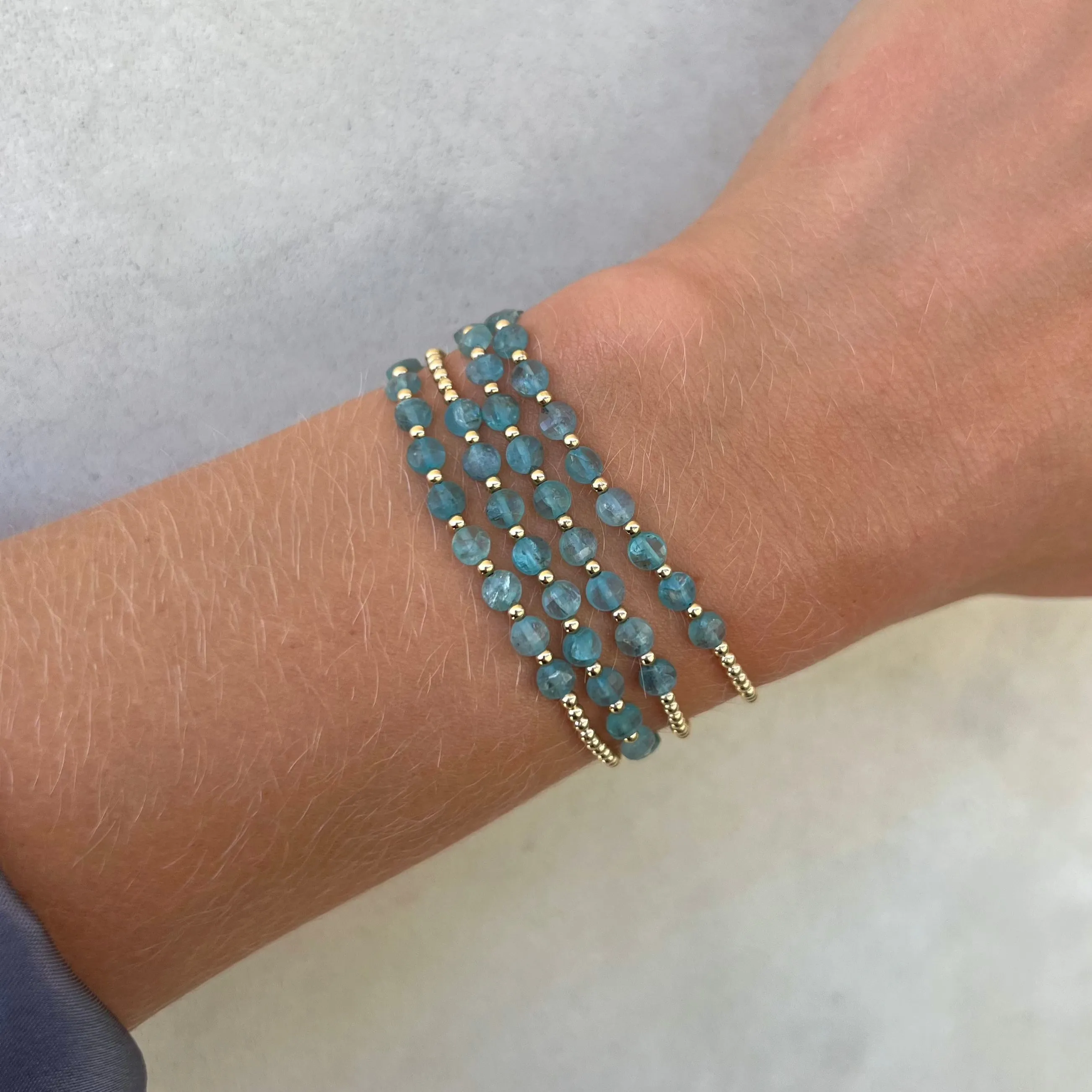 2MM Signature Bracelet With Apatite Coin Pattern