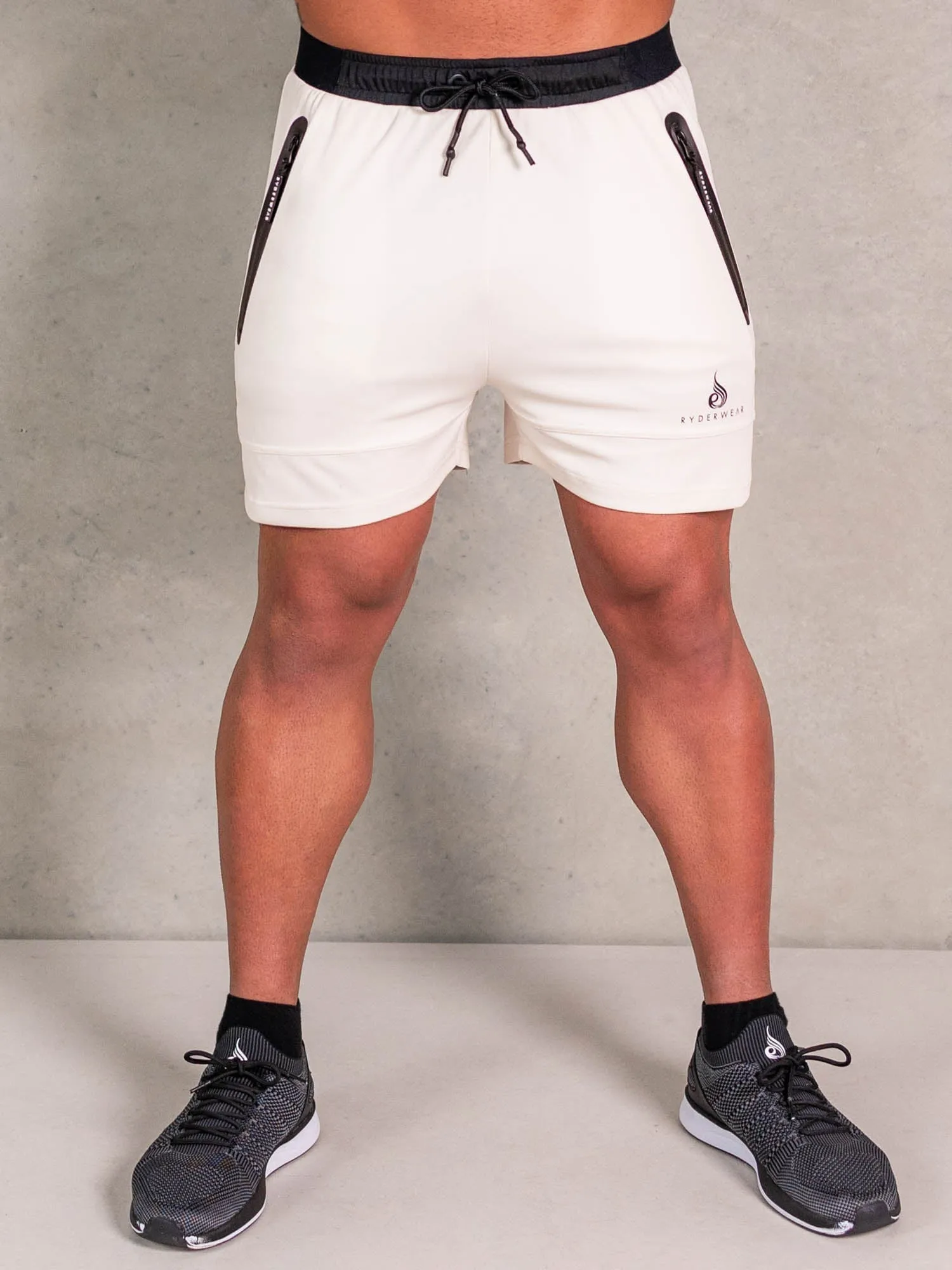 Advance Mesh Short - Oat