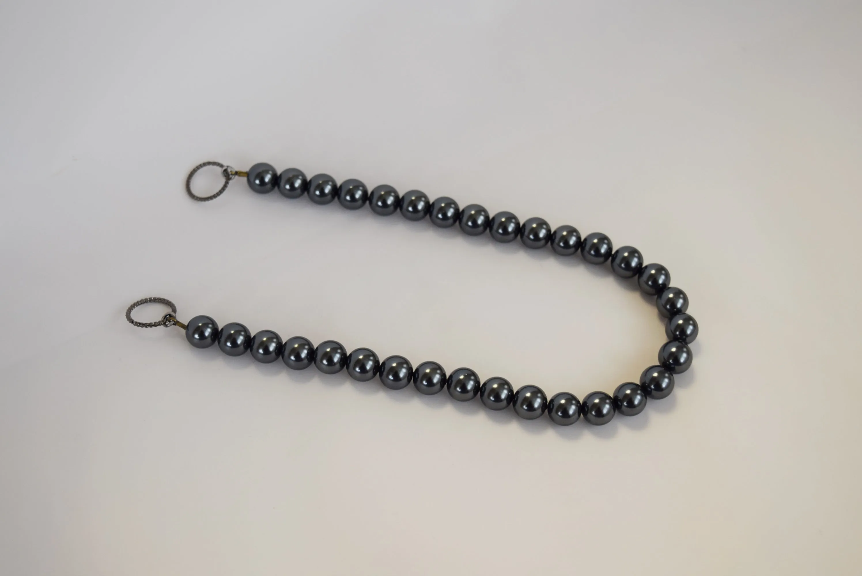 Black Pearl 17th Century Necklace