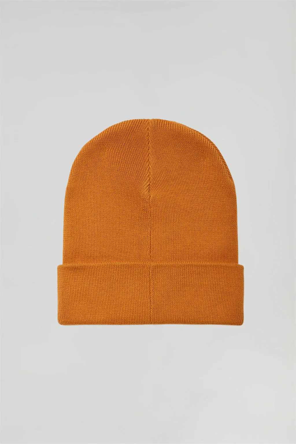 Gorro color cúrcuma de lana unisex con detalle Polo Club