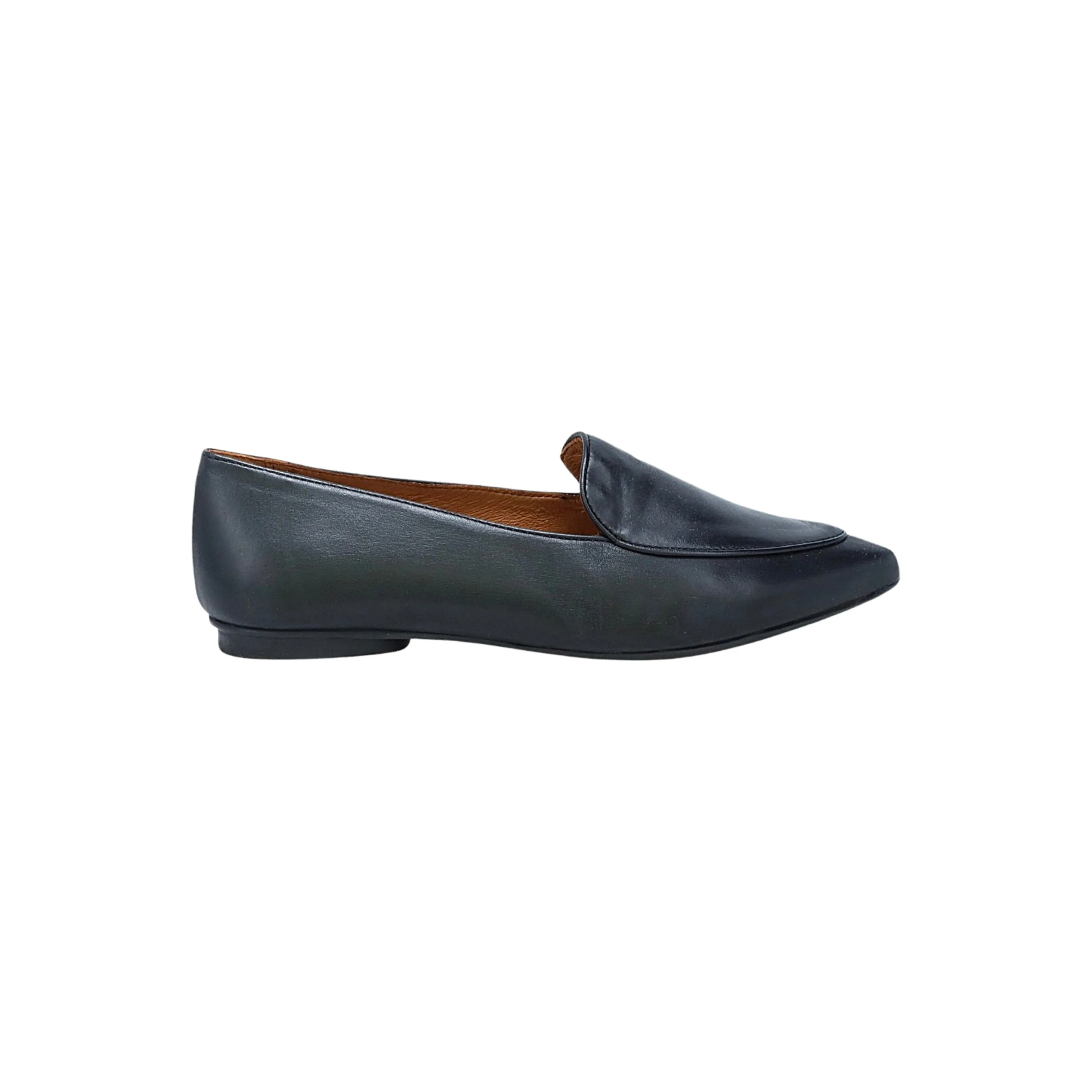 Jani Black Flat