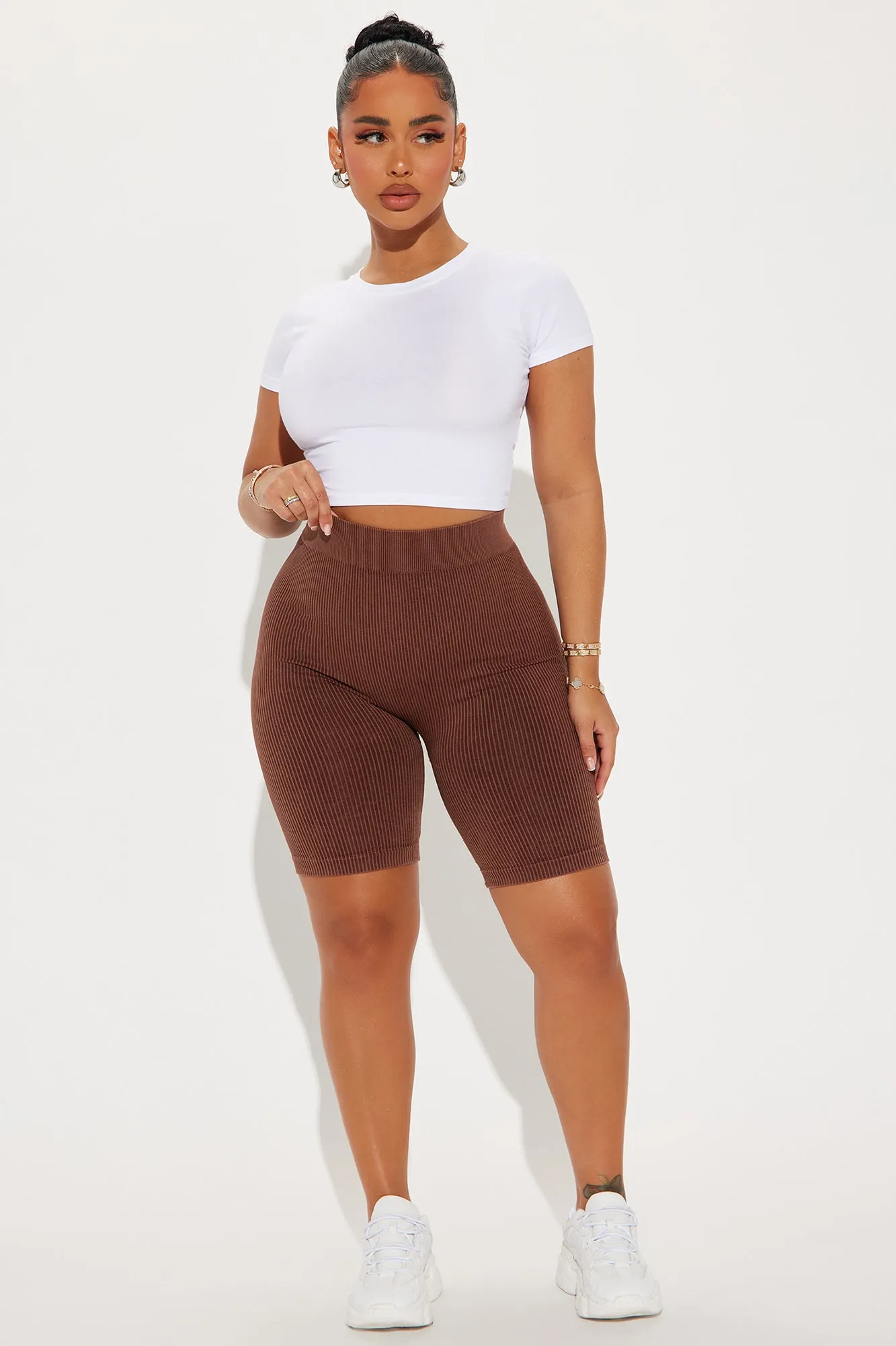 Mia Ribbed Seamless Biker Short - Brown