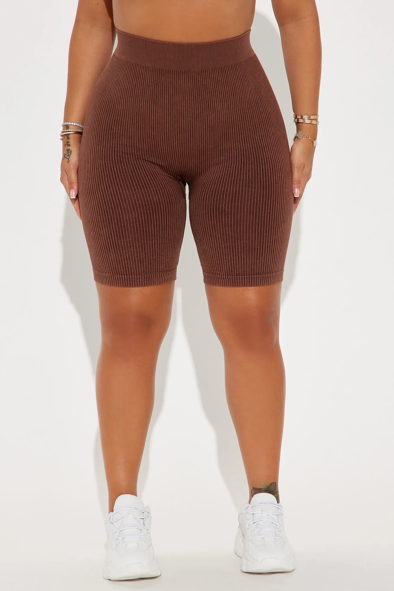 Mia Ribbed Seamless Biker Short - Brown