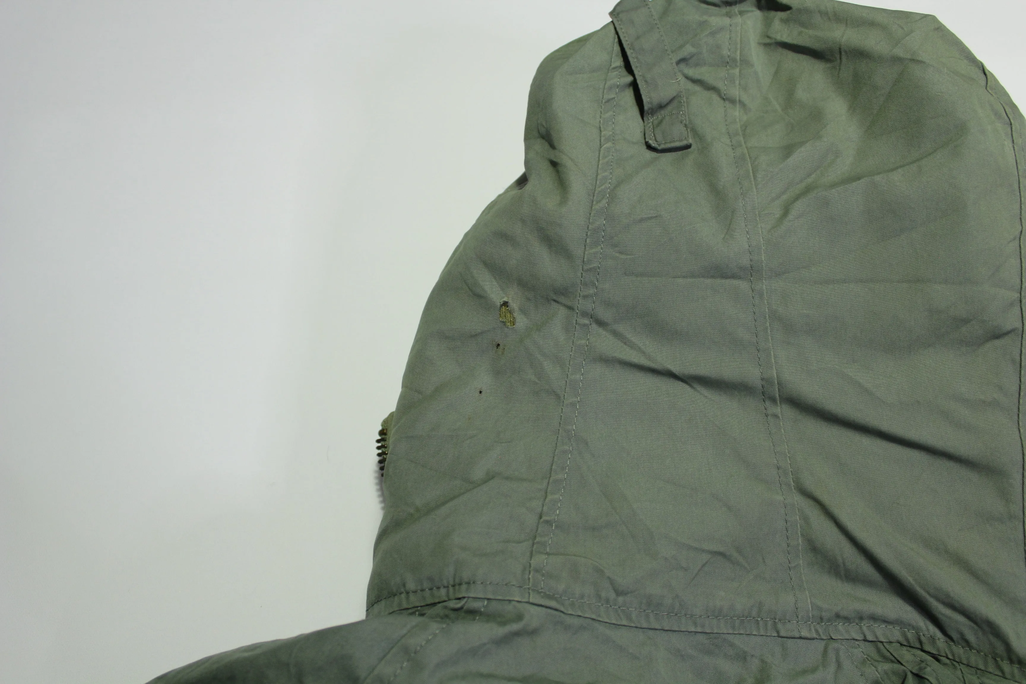 N3-B Vintage 1975 Vietnam Era Army Military Extreme Cold Weather Parka Hooded Jacket