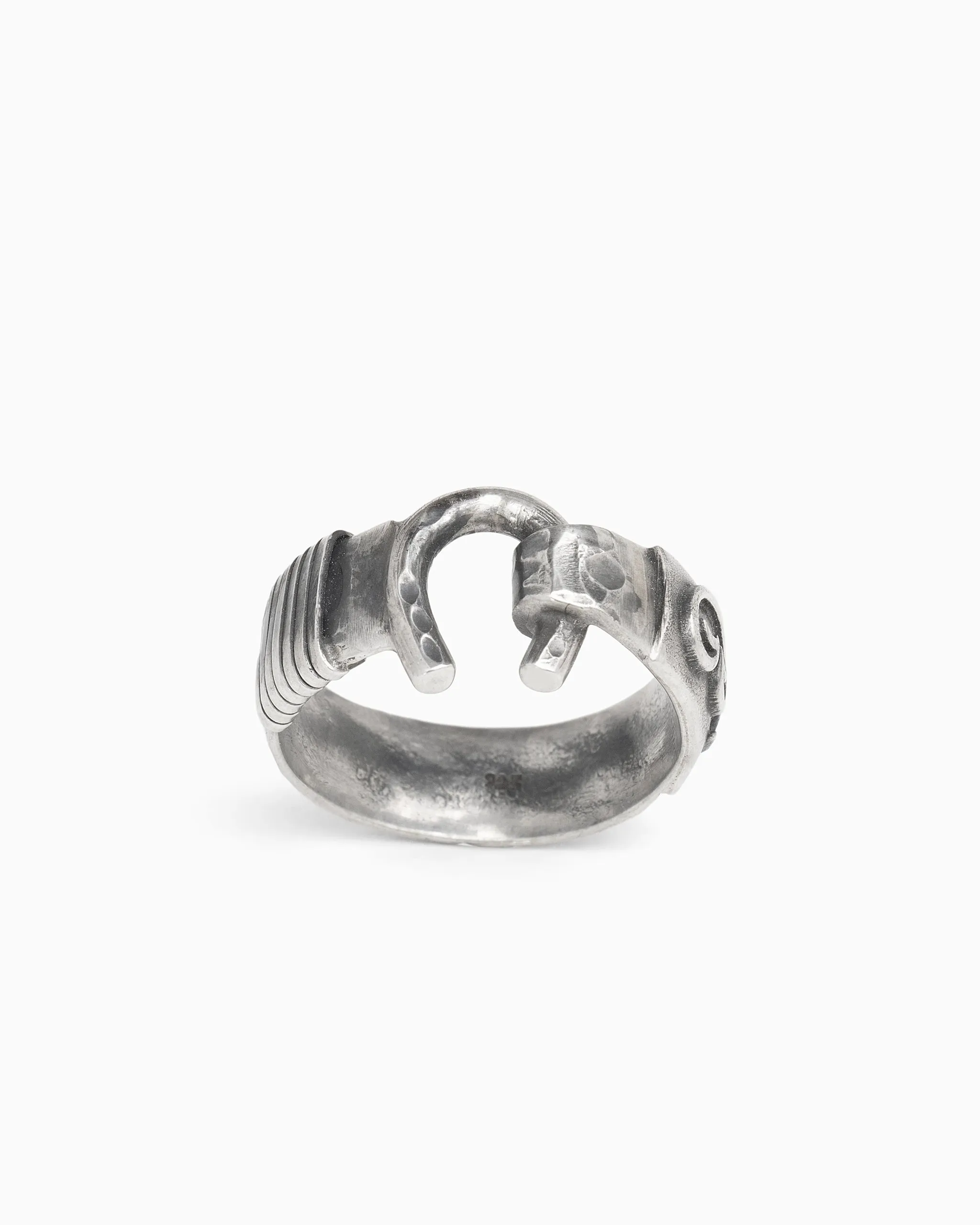 Pirate Texture Hook Ring