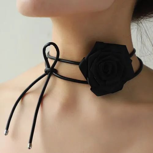 PU Leather Rope Rose Shape Necklace