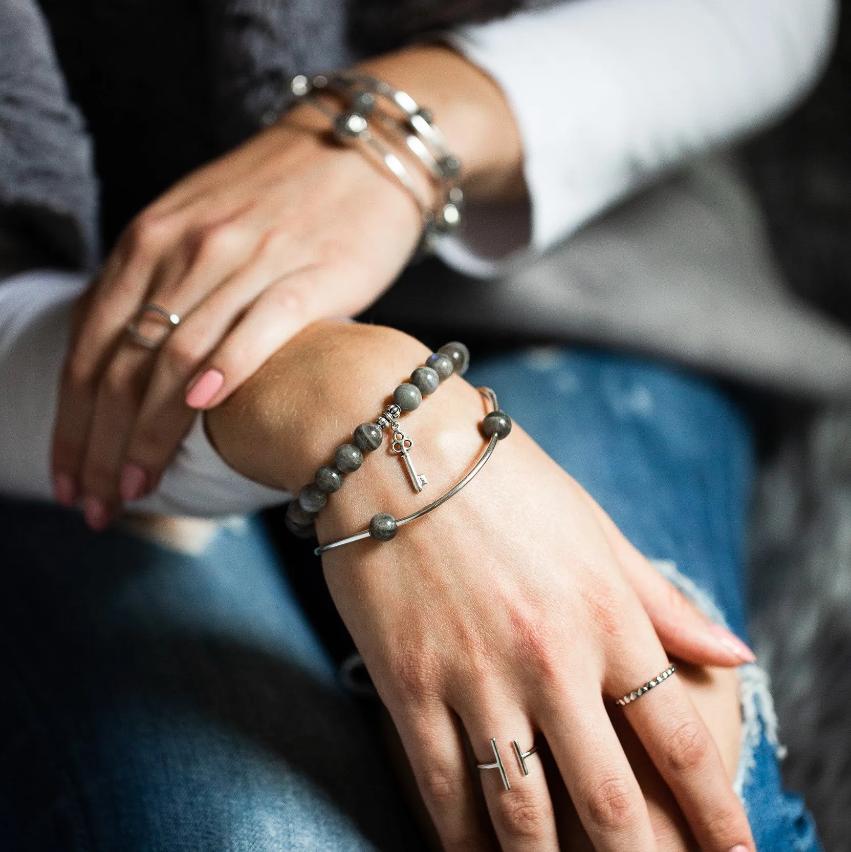 Sand Dollar | Stone Beaded Charm Bracelet | Labradorite