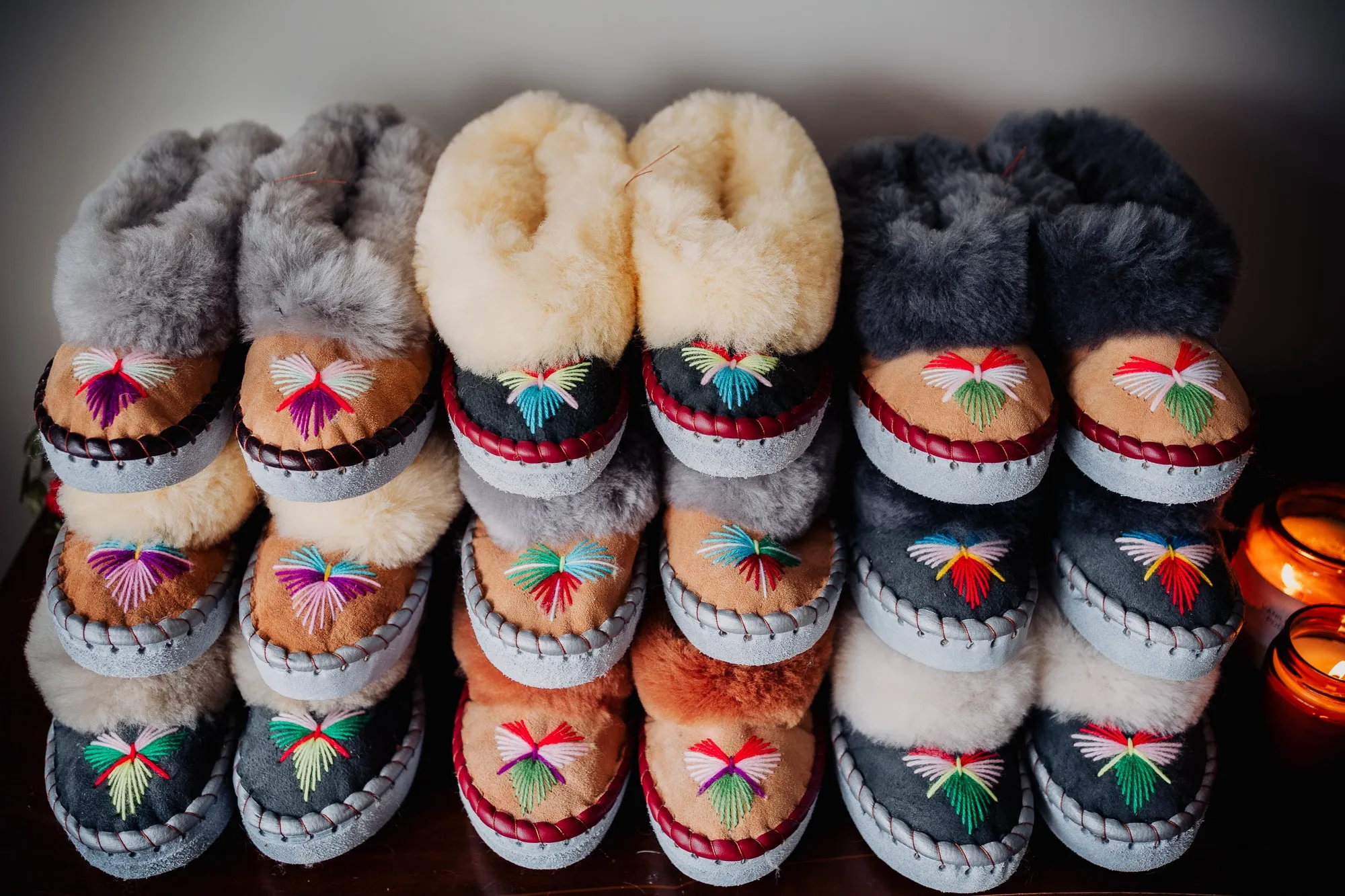 Sheepskin slippers with embroidery  'LUCKY DIP'