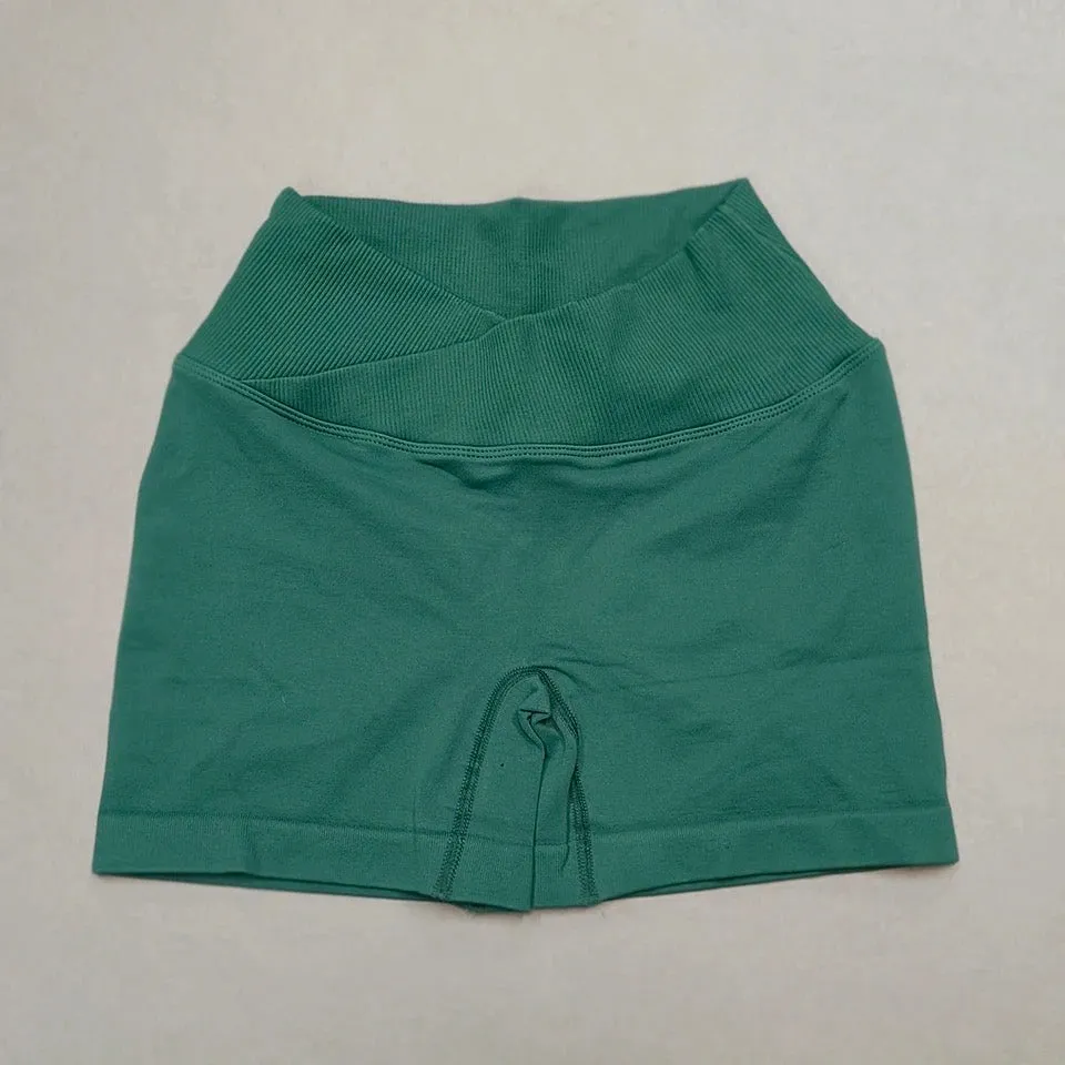 Short V- push up verde