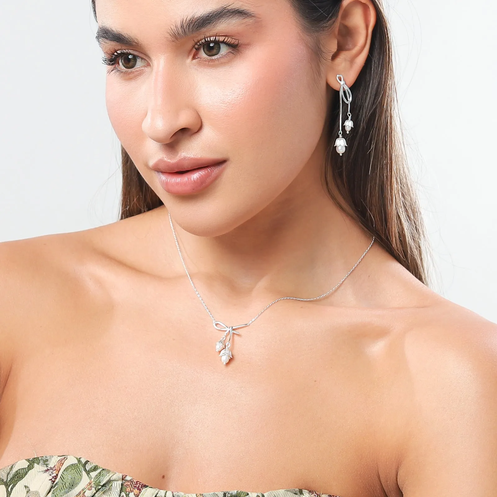 Silver Lily Of The Valley Bow Necklace