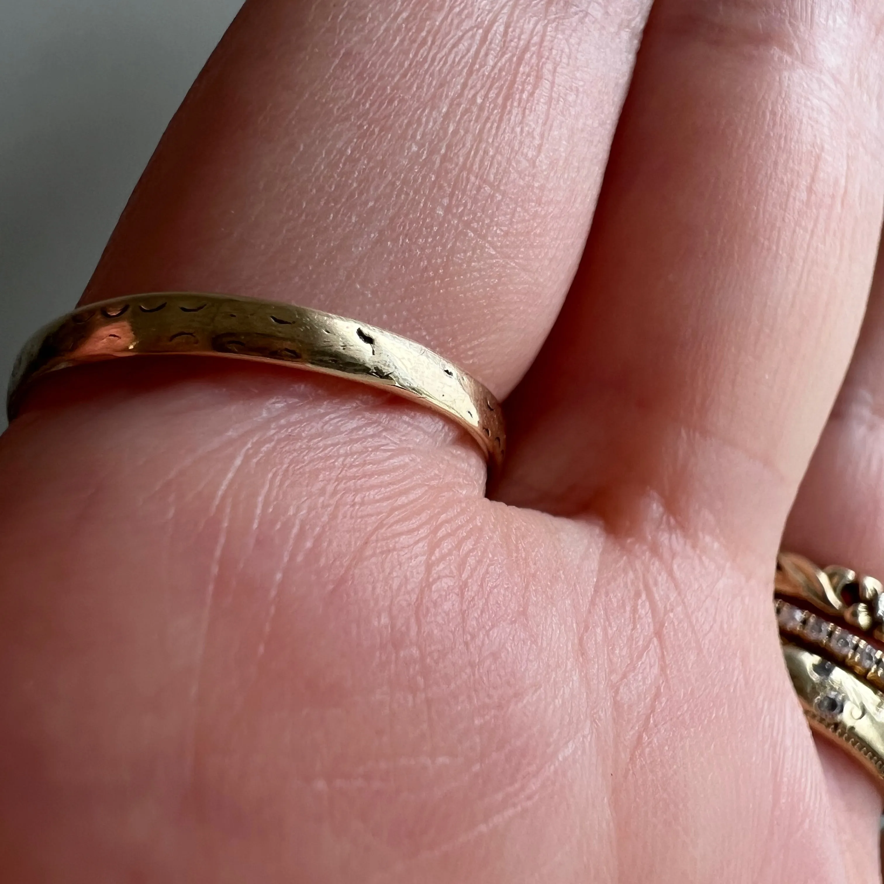 V I N T A G E // knotted embrace / 10k yellow gold snake ring / size 8