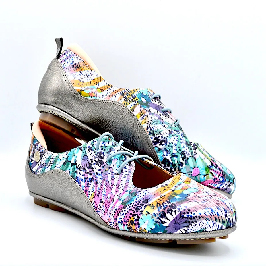 VIBE SLIP-ON FLAT - ABSTRACT PRINT & SILVER LEATHER