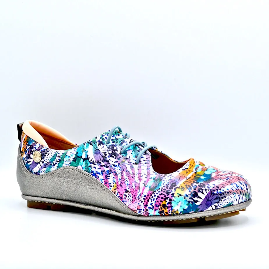 VIBE SLIP-ON FLAT - ABSTRACT PRINT & SILVER LEATHER