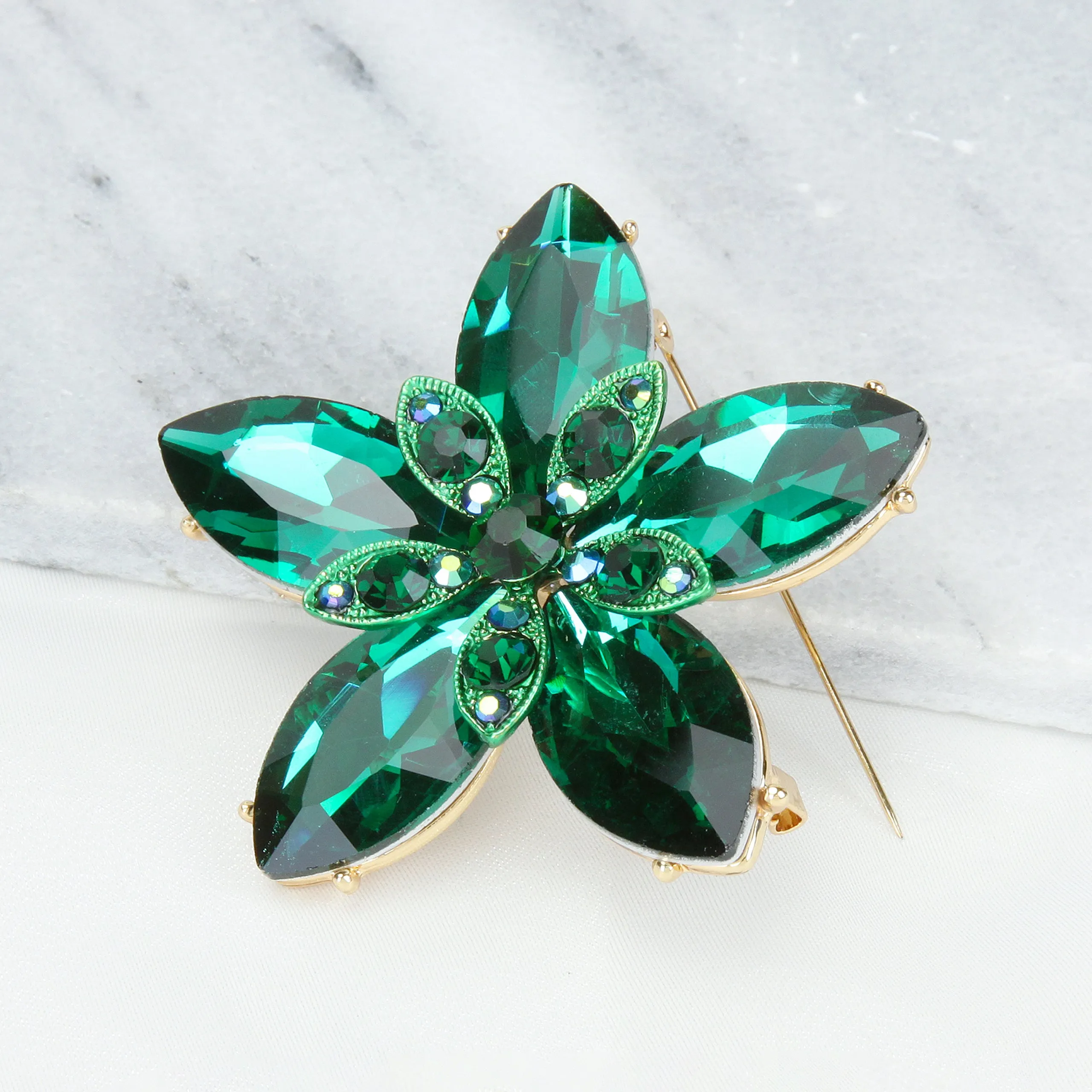 Vivian Shining Star Rhinestone Brooch - Green